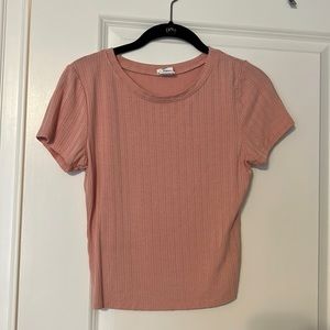 Pink t shirt size medium